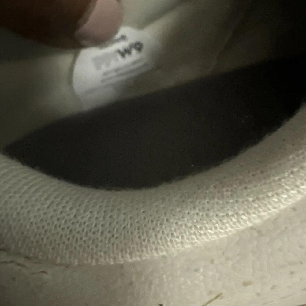 ALLBIRDS Women's Size‎ 9 Plant Pacers Natural White (Blizzard Sole) *READ